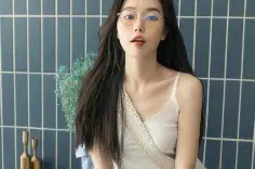 潜规则交易、公开内涵隐婚生子娱乐圈的瓜一个比一个荒唐